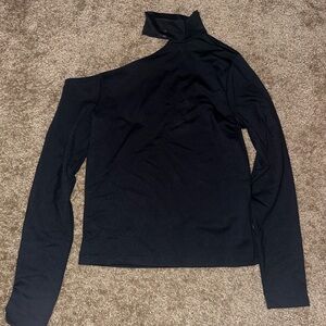 Abercrombie and Fitch -  	
Women's
Long-Sleeve Cutout Top- Black - Size small